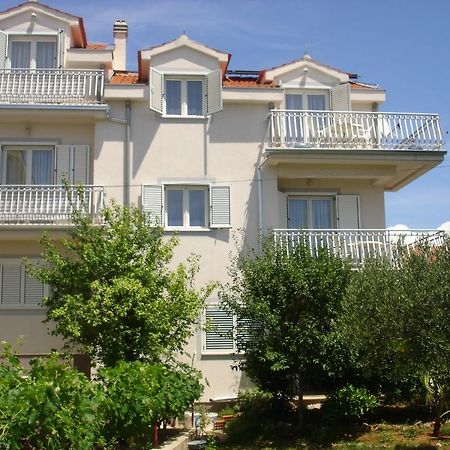 Apartments Gardijan Vodice Extérieur photo