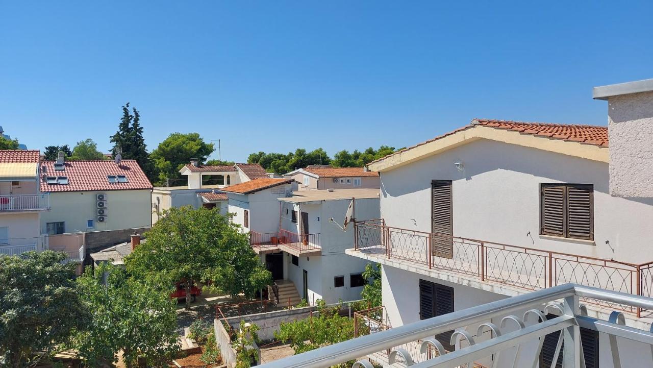Apartments Gardijan Vodice Extérieur photo