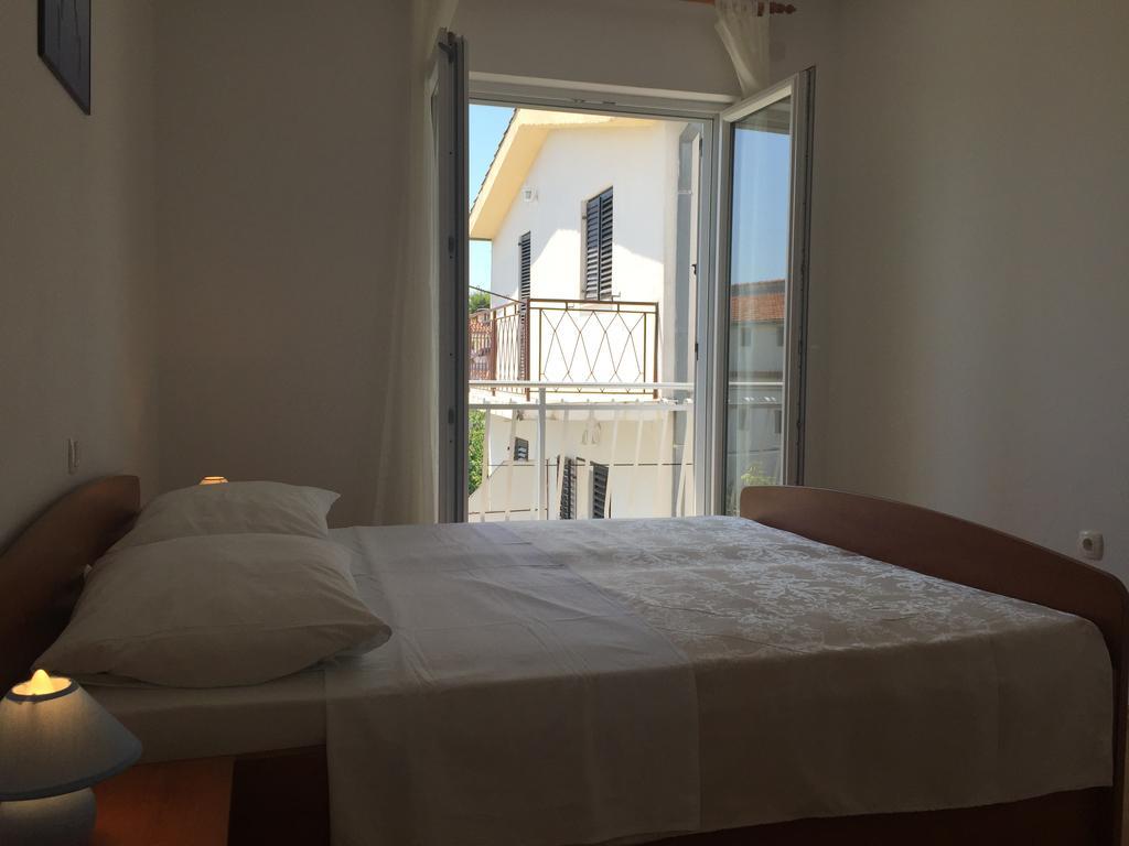 Apartments Gardijan Vodice Extérieur photo